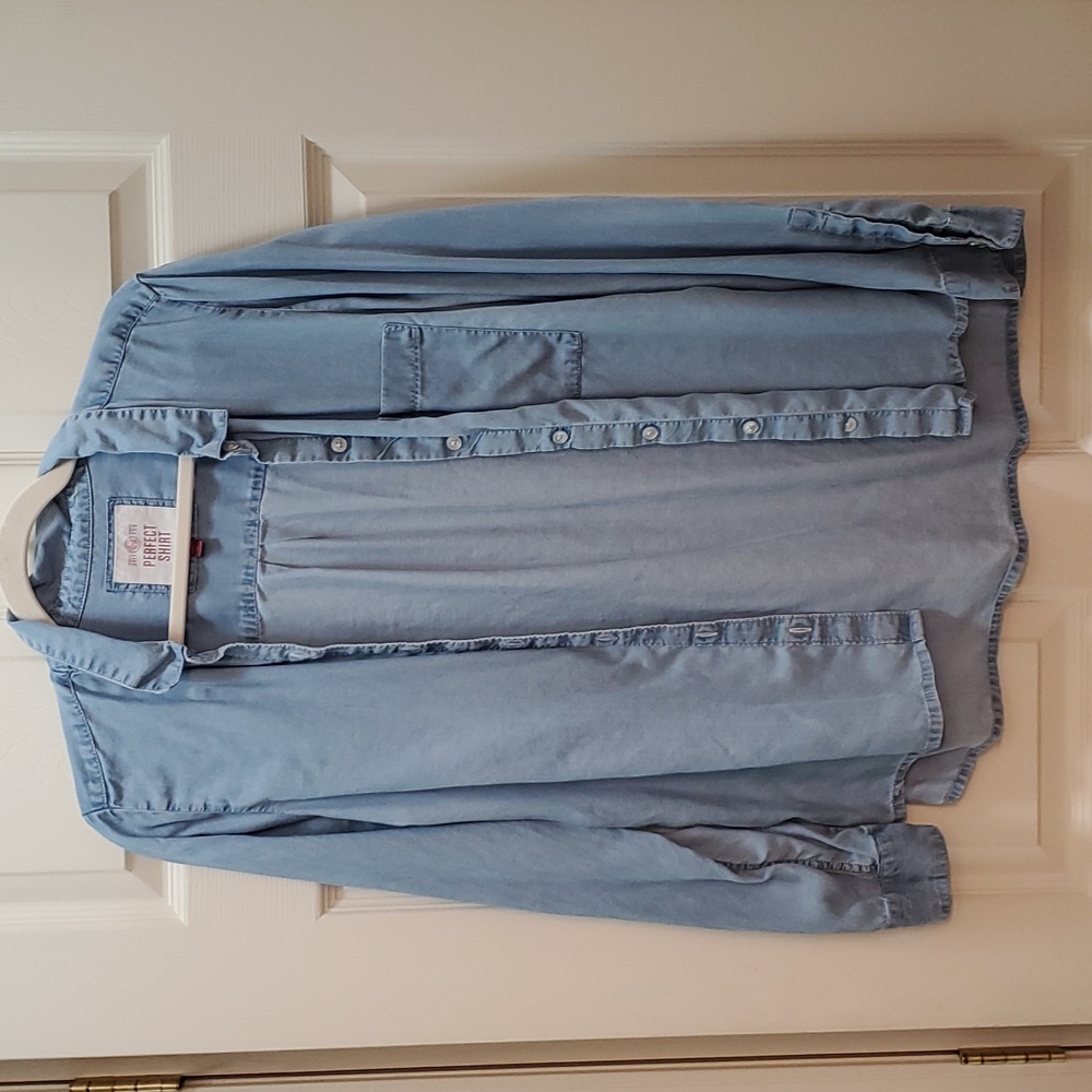 Soft Denim buttondown